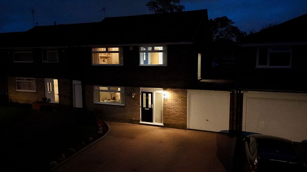 Property photo 2 of 15 Gallery