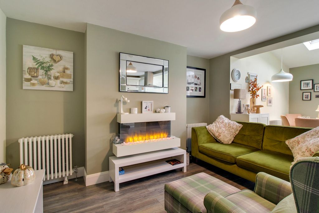 Property photo 3 of 22