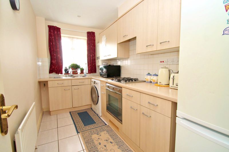 Property photo 3 of 8 Photo 1