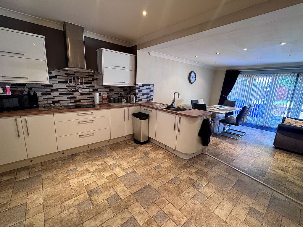 Property photo 2 of 17 Img_3851 2