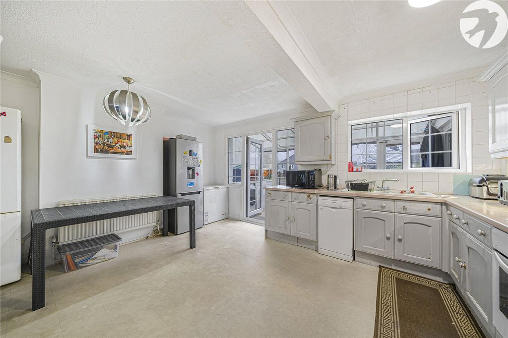 Property photo 3 of 27 Kitchen Diner