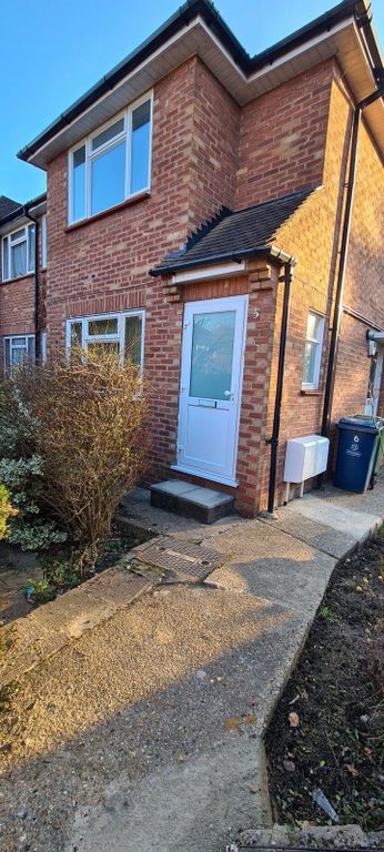 Property photo 1 of 13 New 2 Bedroom Flat To Rent