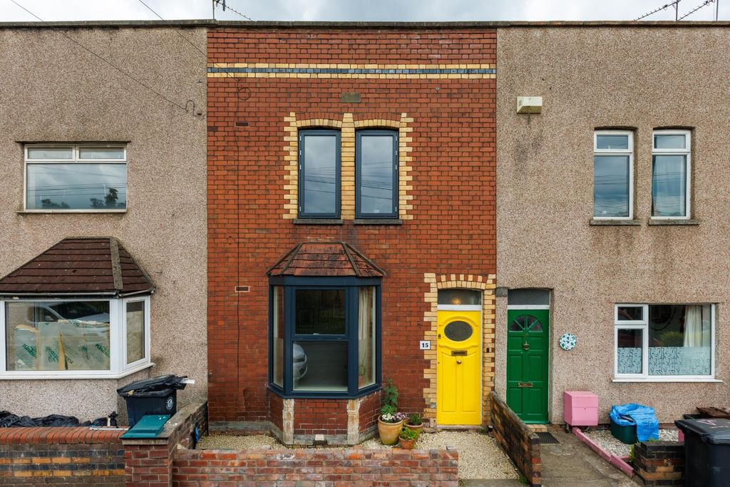 Property photo 2 of 28 15 Gadshill Road-30.Jpg
