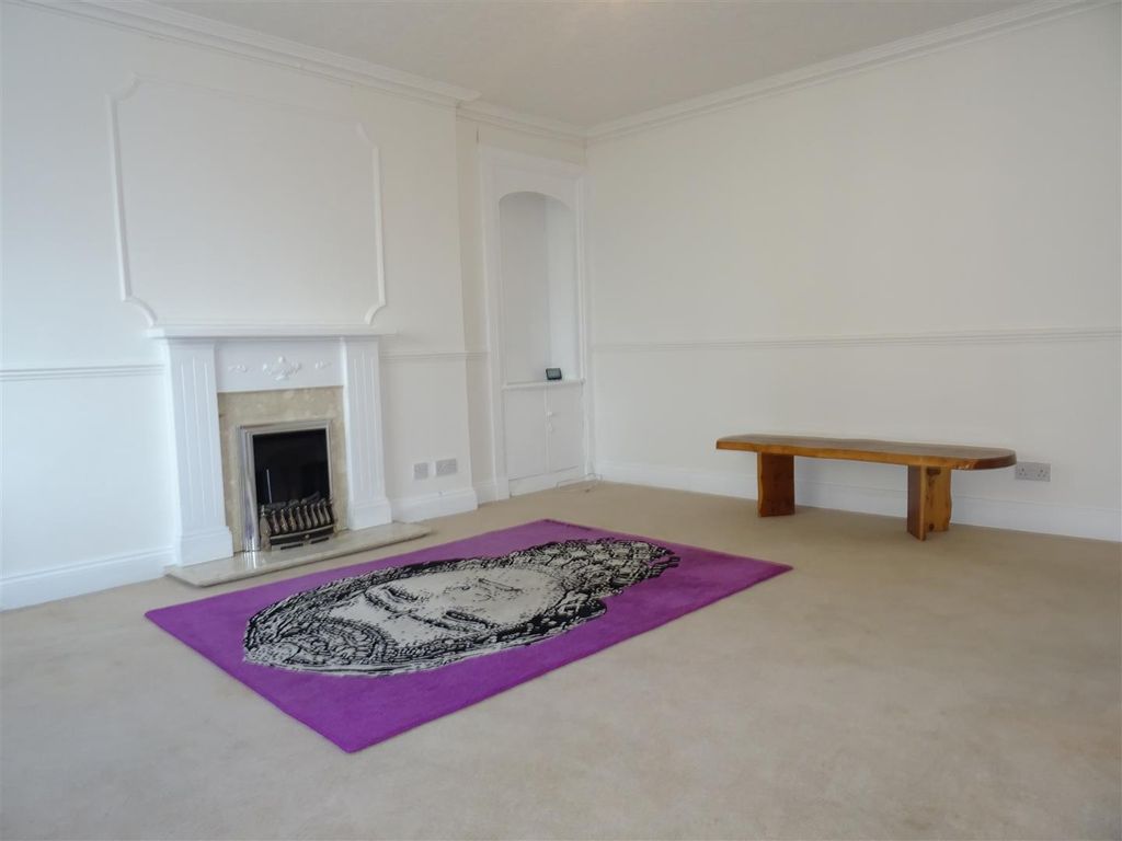 Property photo 3 of 17 3.Jpg