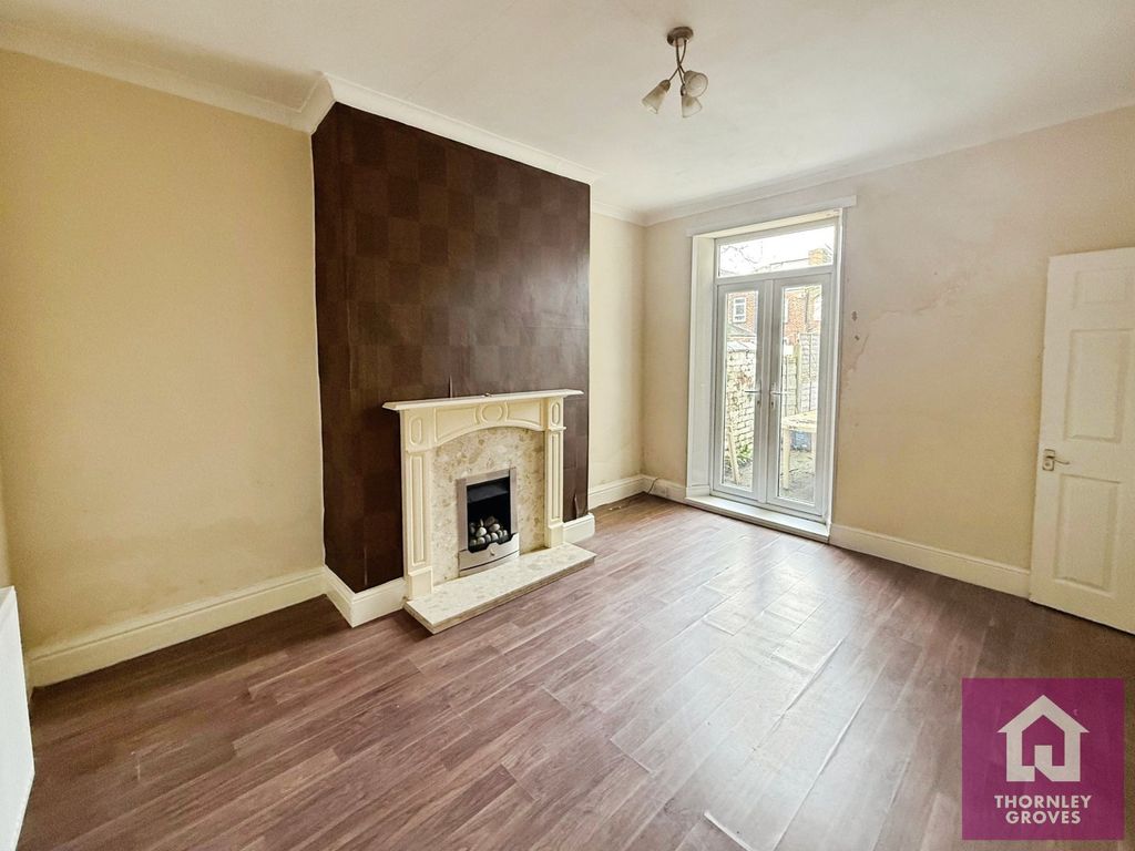 Property photo 3 of 10 Picture No. 05