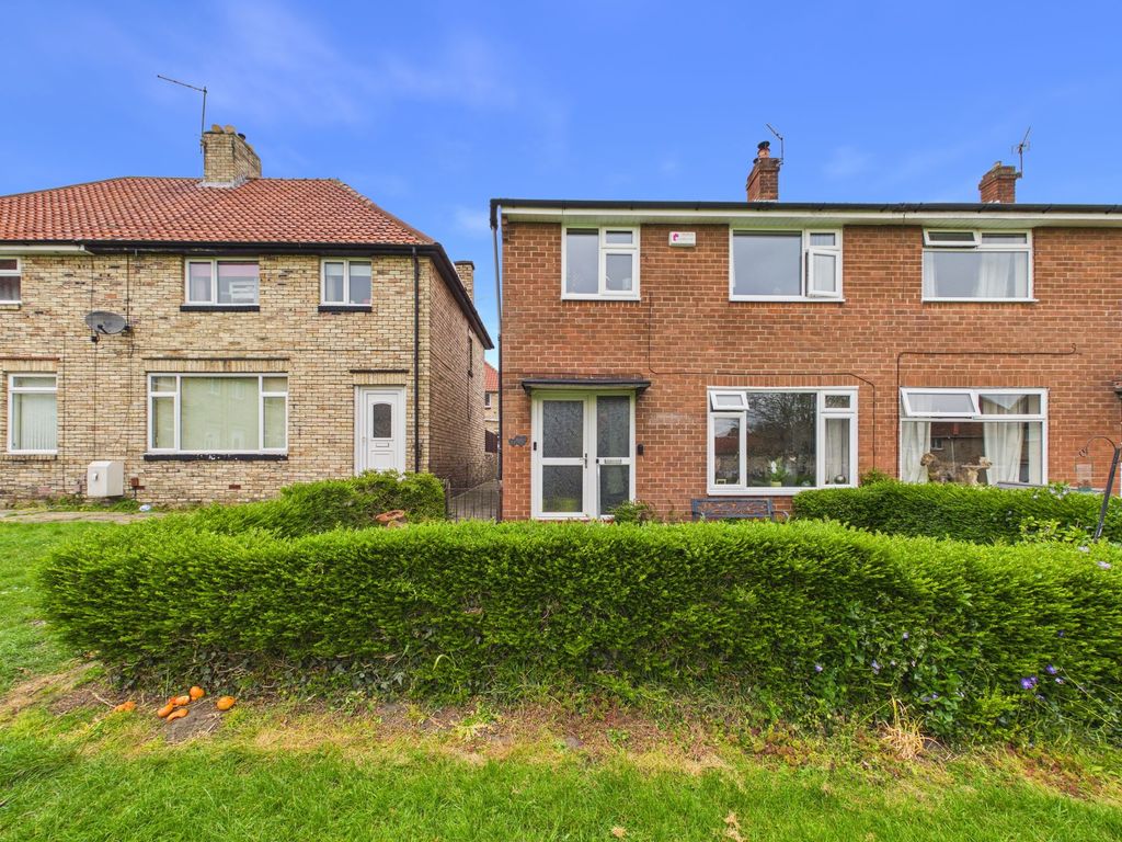 Property photo 1 of 11 External