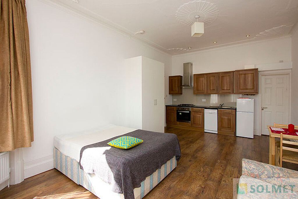 Property photo 3 of 6 3