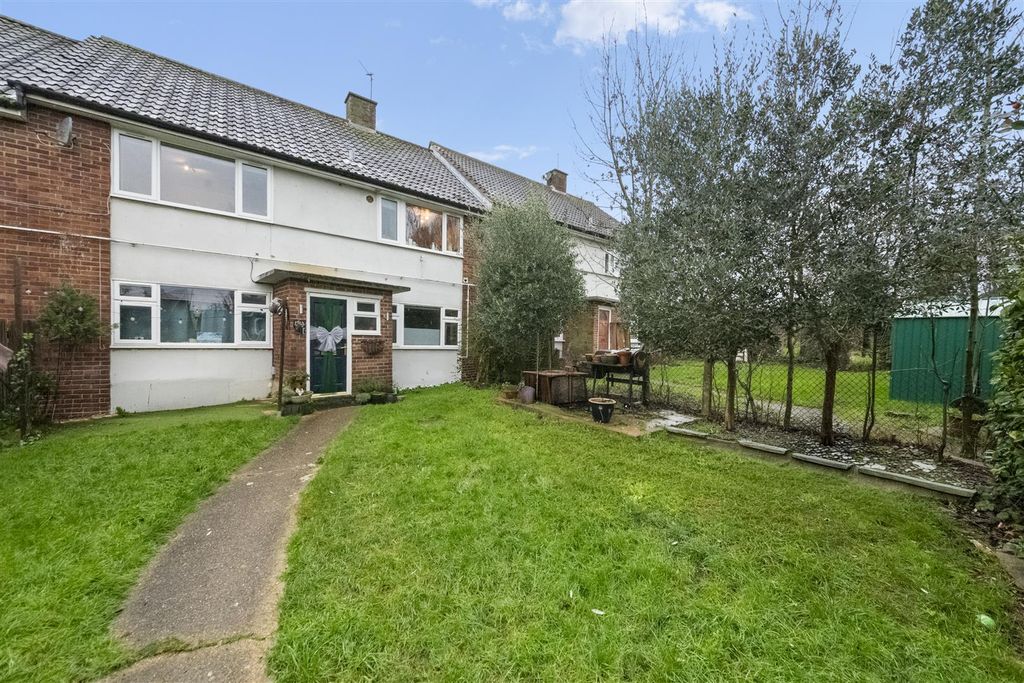 Property photo 3 of 9