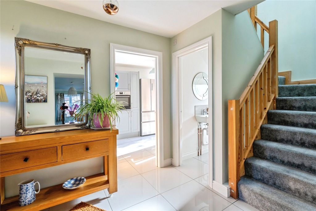 Property photo 2 of 22 Picture No. 01