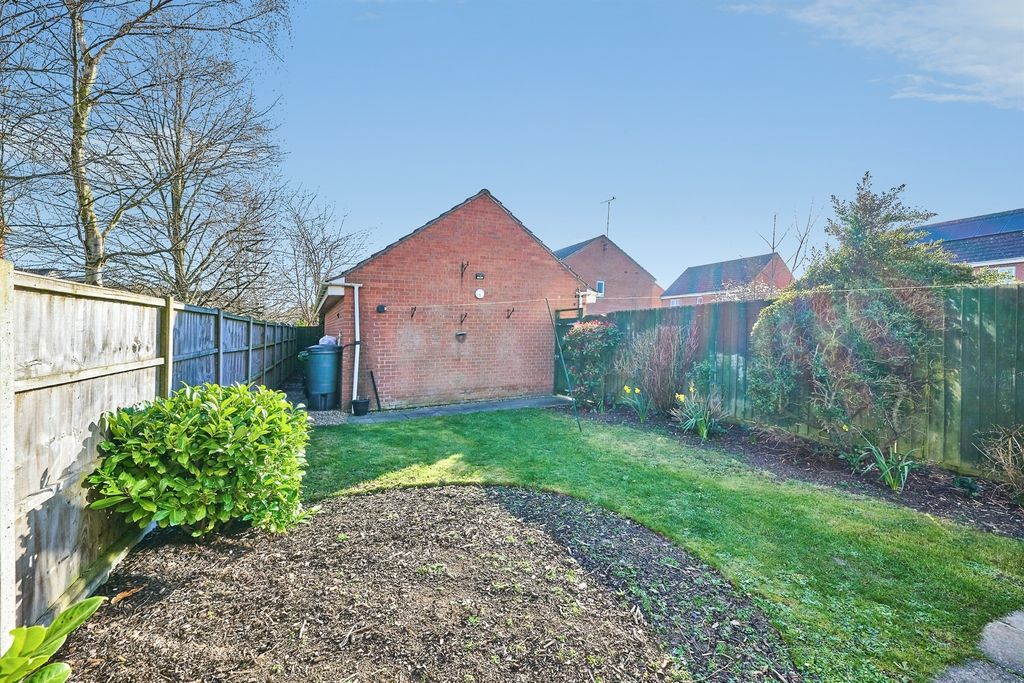 Property photo 2 of 16