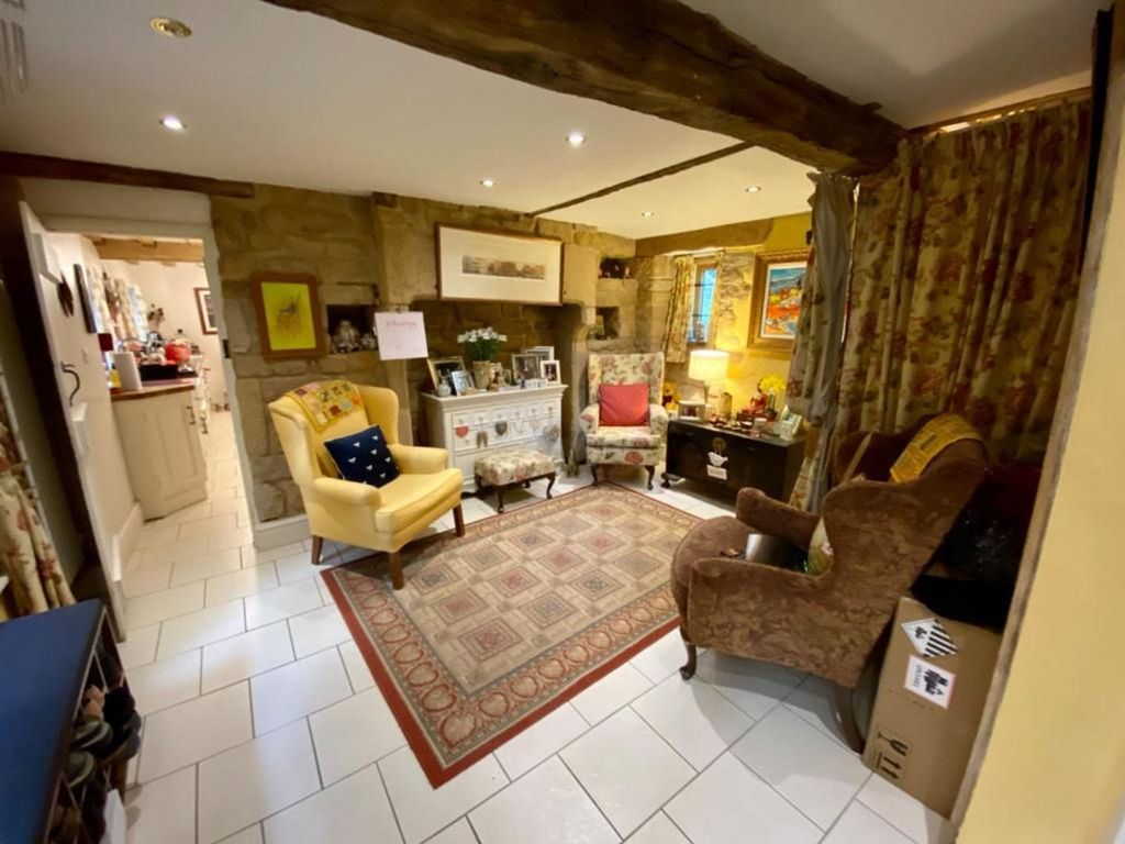 Property photo 3 of 37