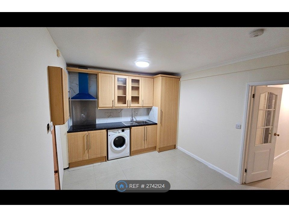 Property photo 2 of 4