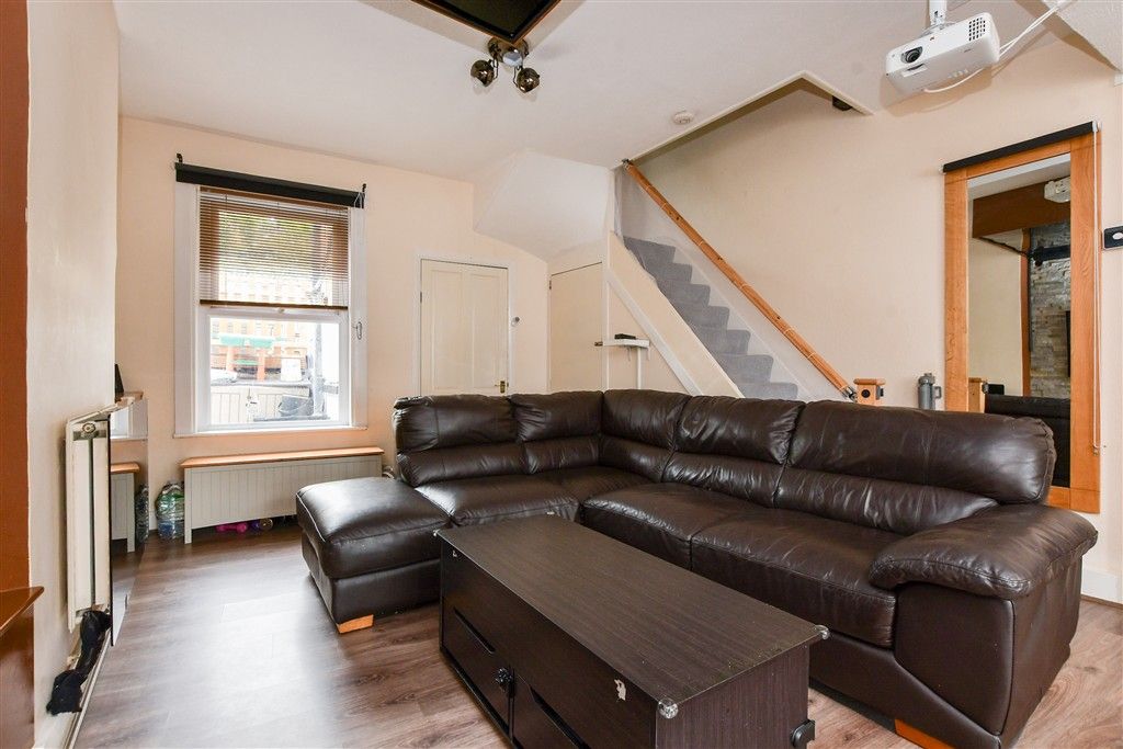 Property photo 3 of 9 Lounge/Diner