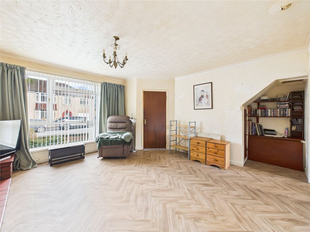 Property photo 2 of 19 Picture No. 03