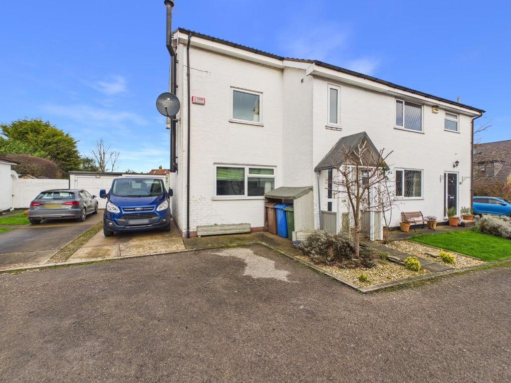 Property photo 1 of 19 4942371