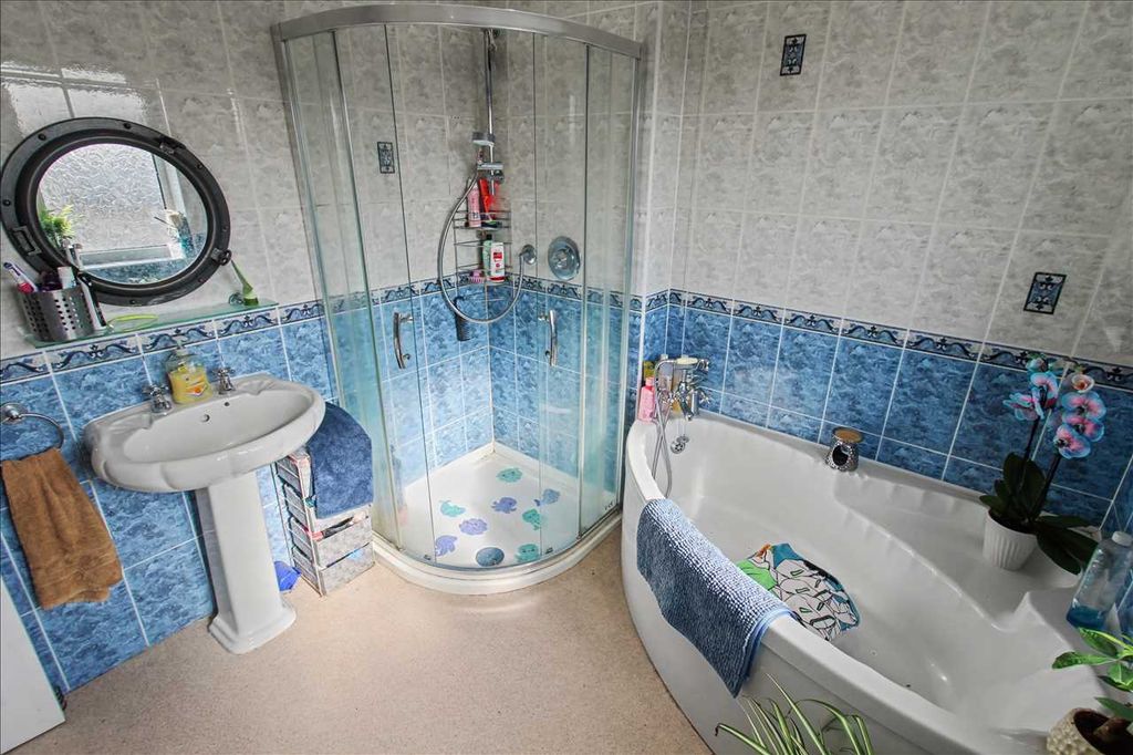 Additional image 16 of 3 bed detached house for saleMundys Drive, Heanor DE75