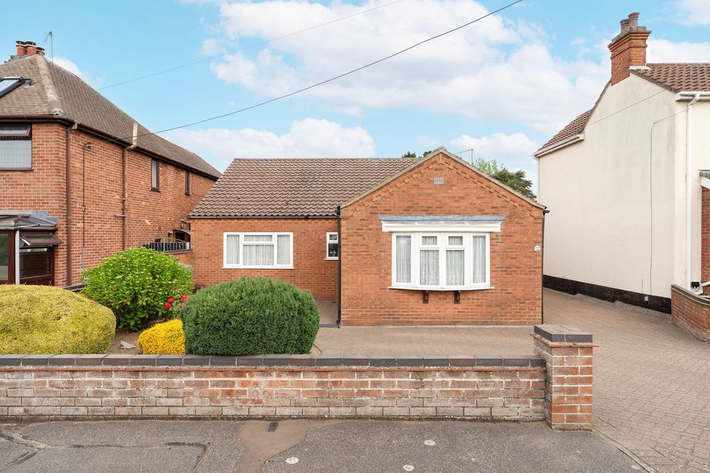 Property photo 1 of 21