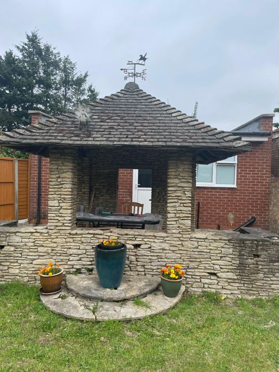 Property photo 3 of 4 9Fe03255-9E60-4De4-9A2A-8545d5797176