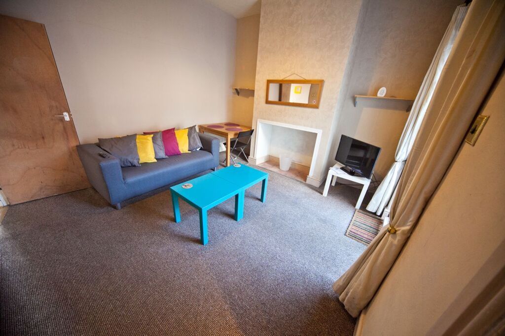 Property photo 3 of 7