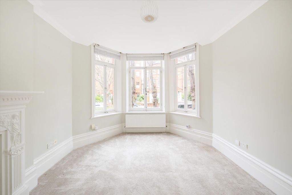 Property photo 3 of 11 Image