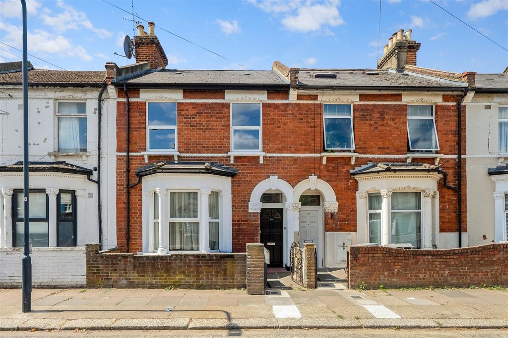 Property photo 1 of 14