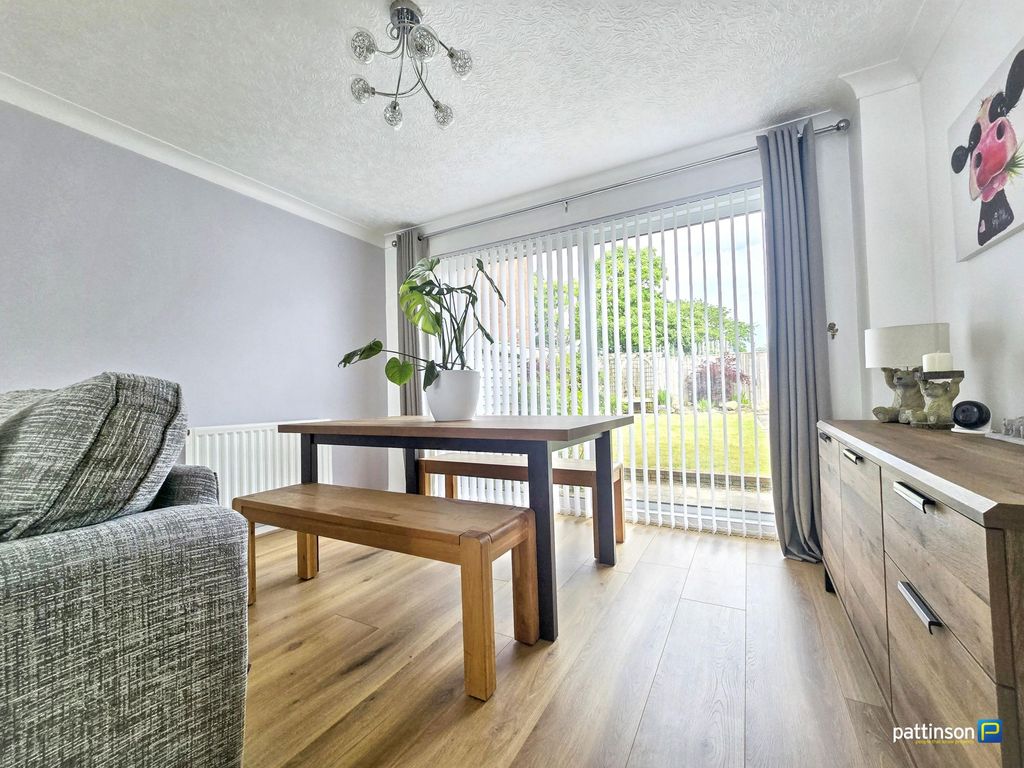 Property photo 3 of 29