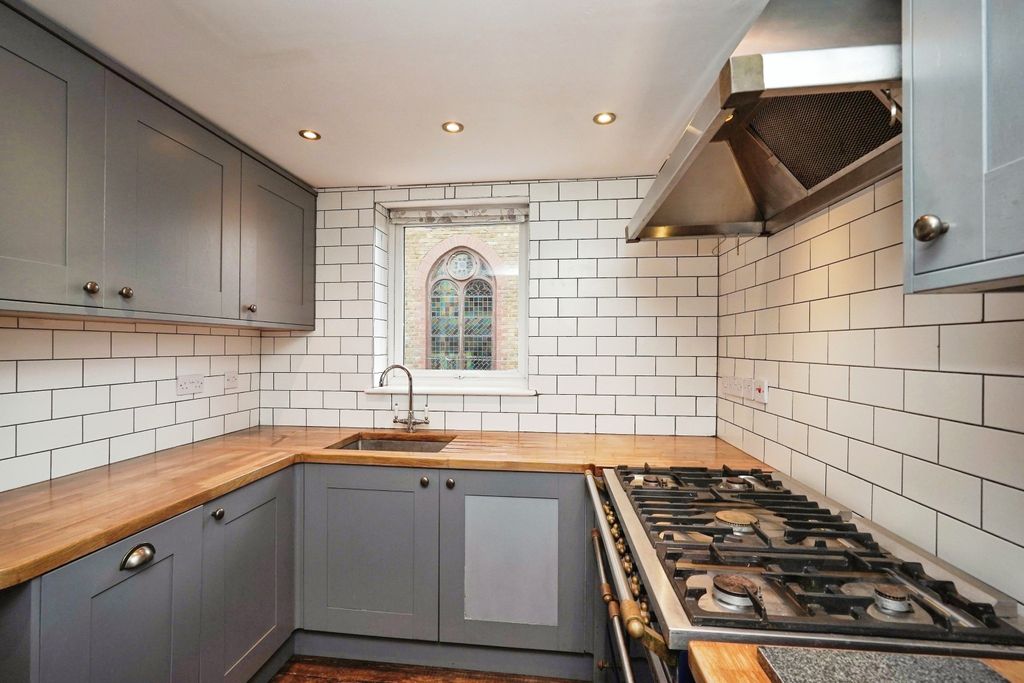 Property photo 2 of 13 Photography