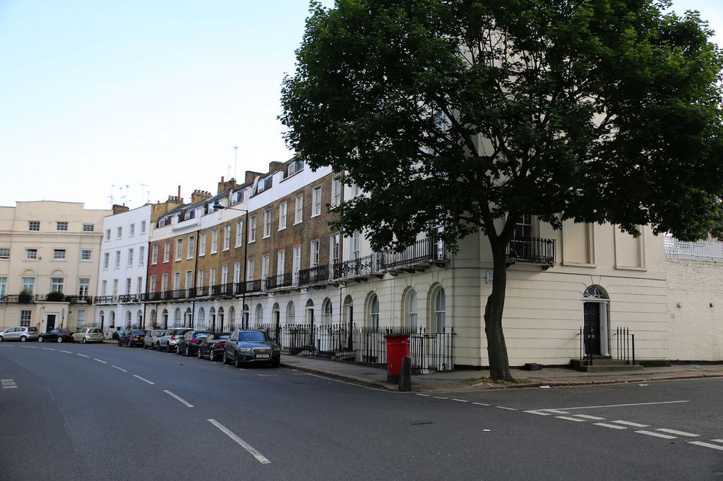 Property photo 3 of 16