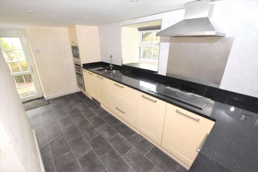 Property photo 3 of 10 Picture No. 06