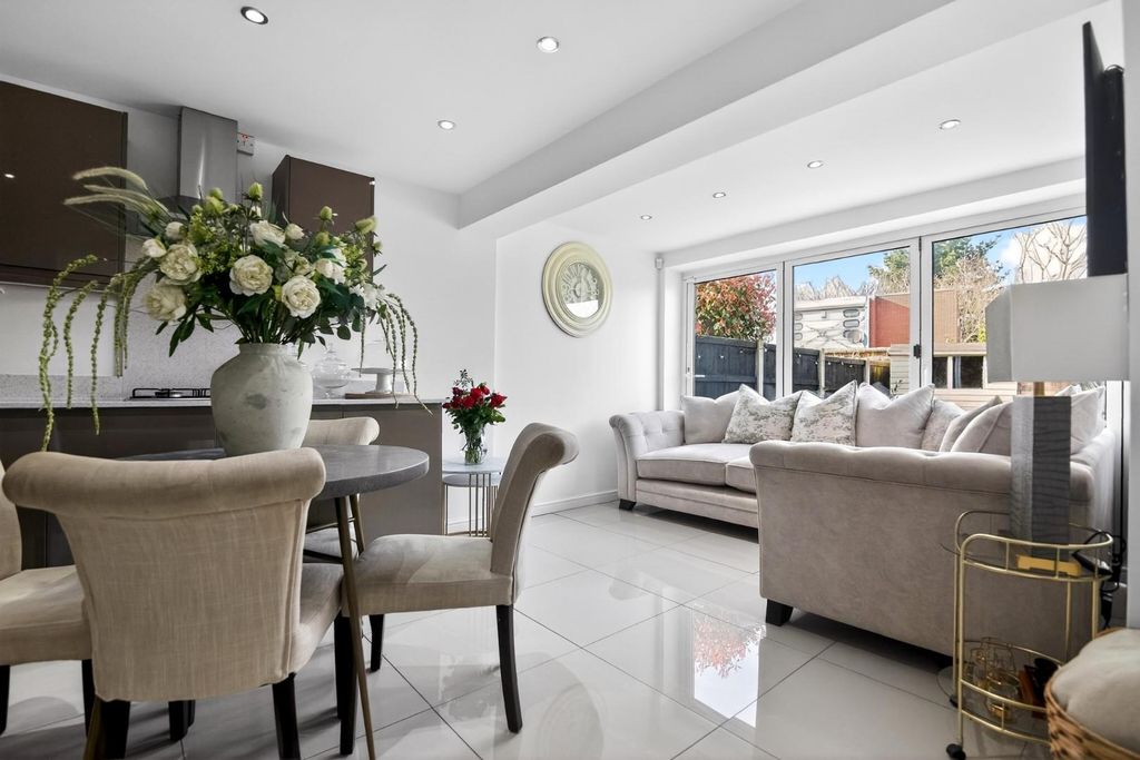 Property photo 2 of 18 Mjc_2337.Jpg