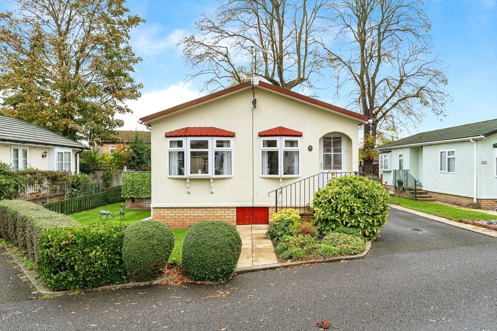 Property photo 1 of 17 Photo