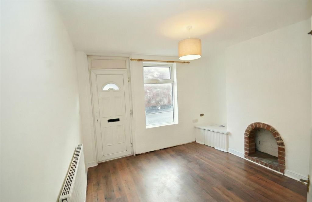 Property photo 3 of 8 Generated_Custom_1766066968.Jpg