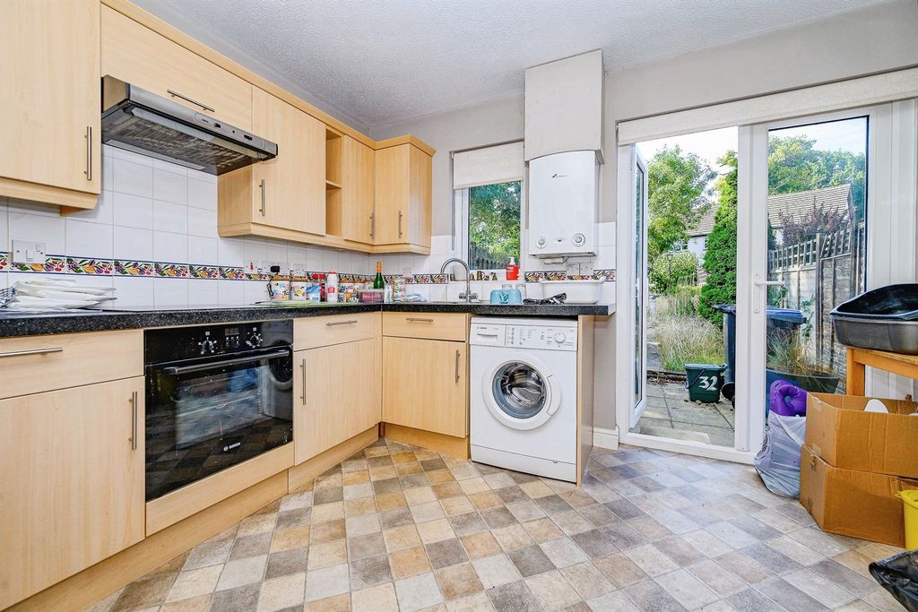 Property photo 3 of 15