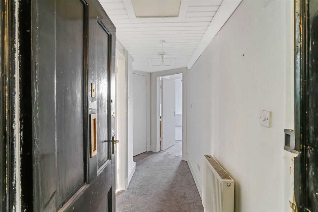 Property photo 2 of 17 Picture No. 03