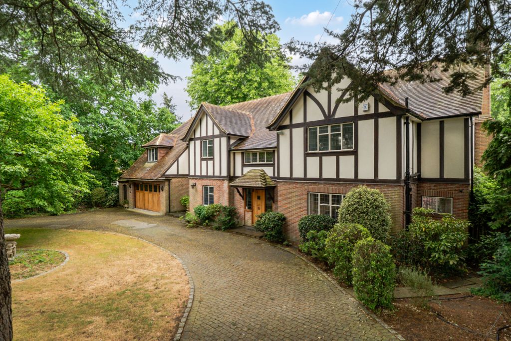 Property photo 1 of 15