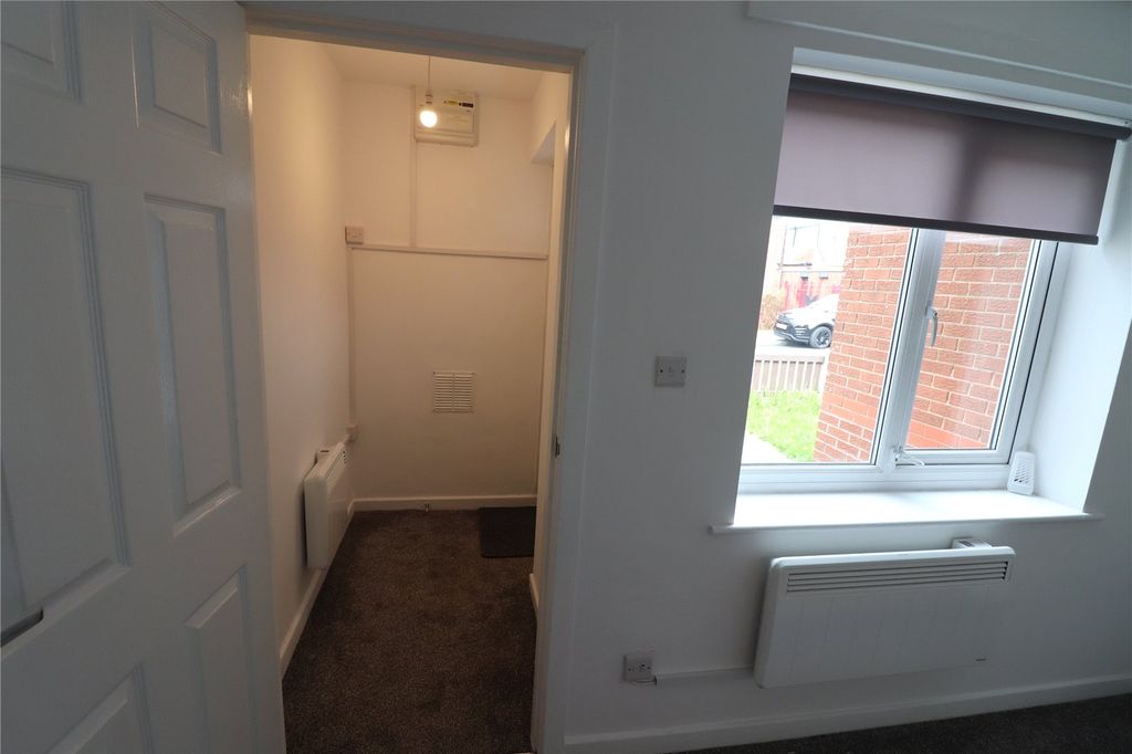 Property photo 2 of 8 Picture No. 02