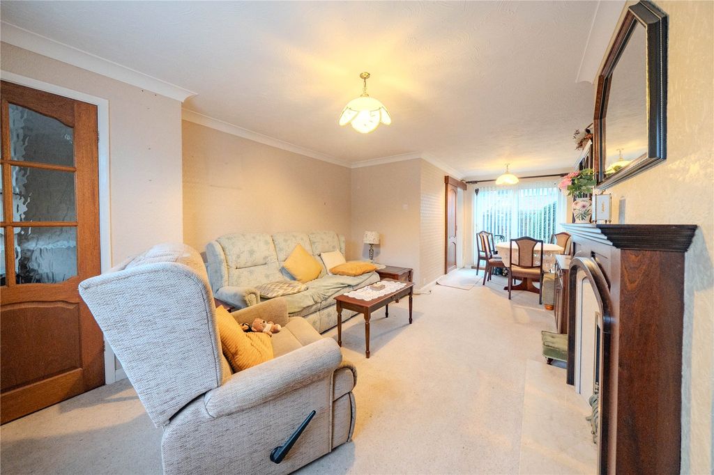 Property photo 2 of 14 Lounge/Diner