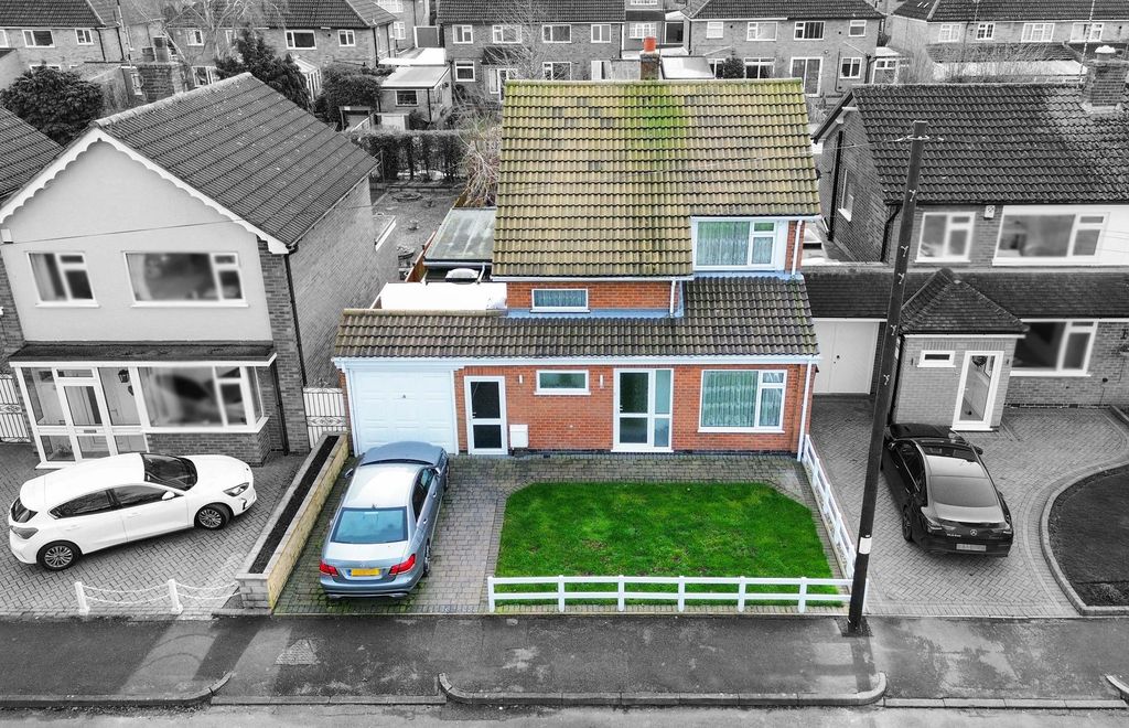 Property photo 1 of 21