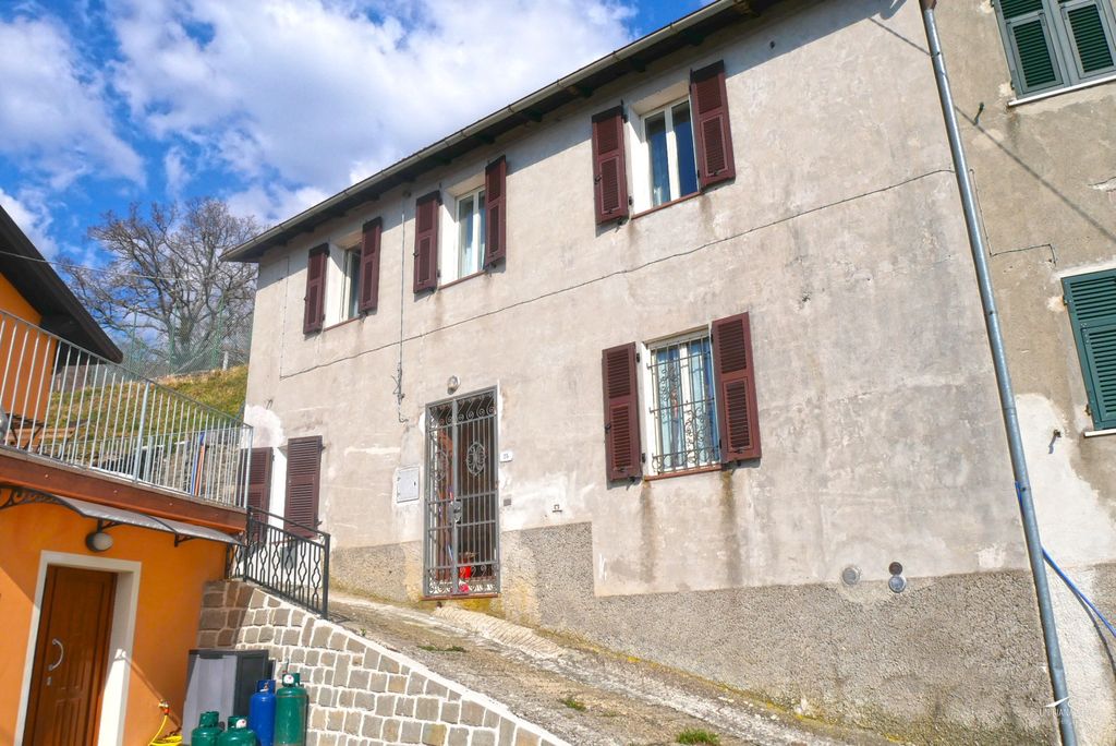 Property photo 1 of 30