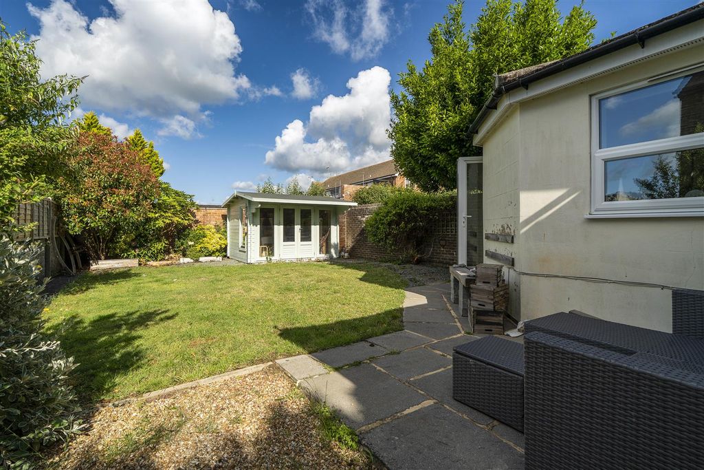 Property photo 2 of 14 For Sale By Aspire Residential | Franklyn Road