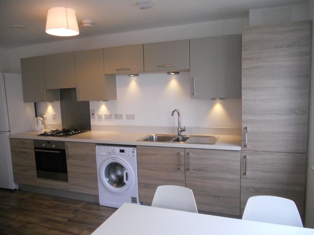 Property photo 3 of 12 2.Jpg