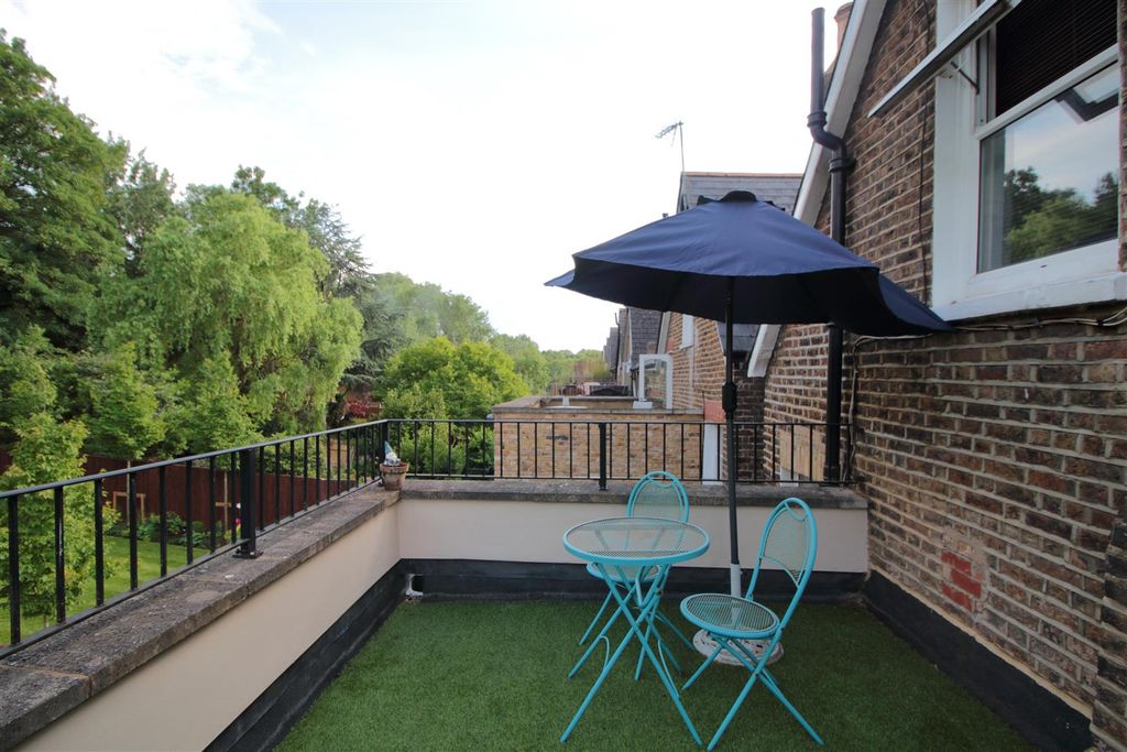 Property photo 3 of 19 Img_2682.Jpg