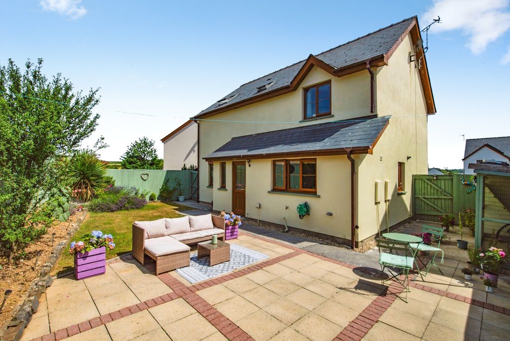 Property photo 3 of 20 Pbox-Img.Jpg