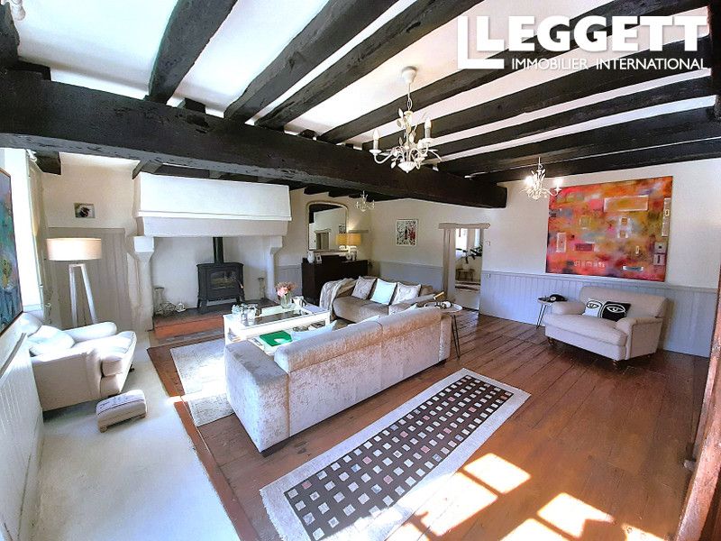 Property photo 2 of 10