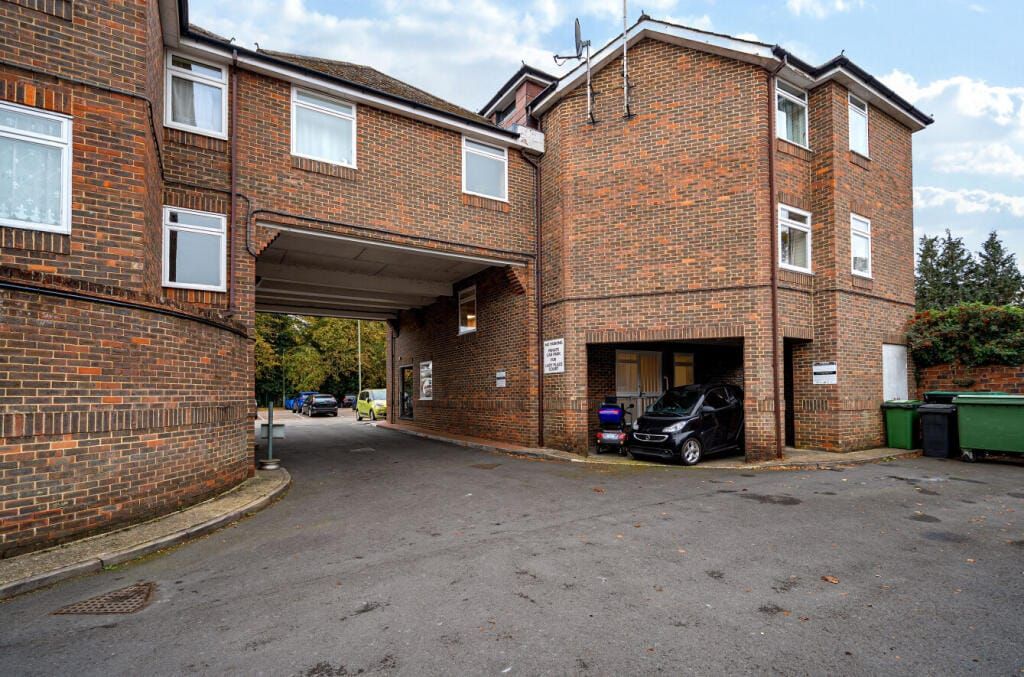 Property photo 1 of 7