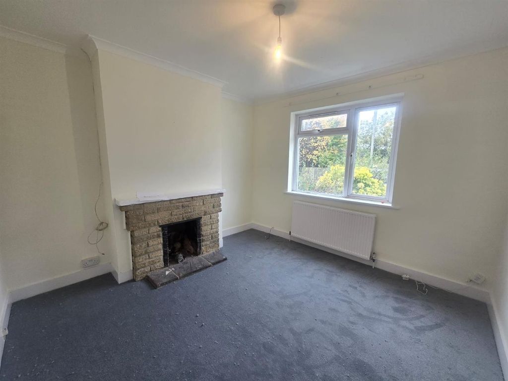 Property photo 2 of 12 9.Jpg