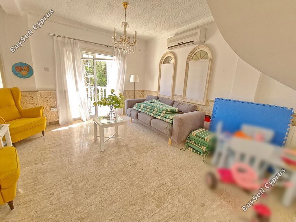 Property photo 3 of 46