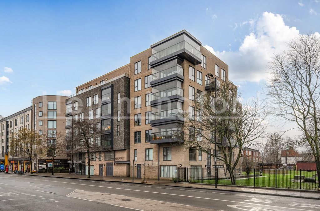 Property photo 3 of 20 4B76B031-c351-4Fed-9508-54F23A9B1724.Jpg