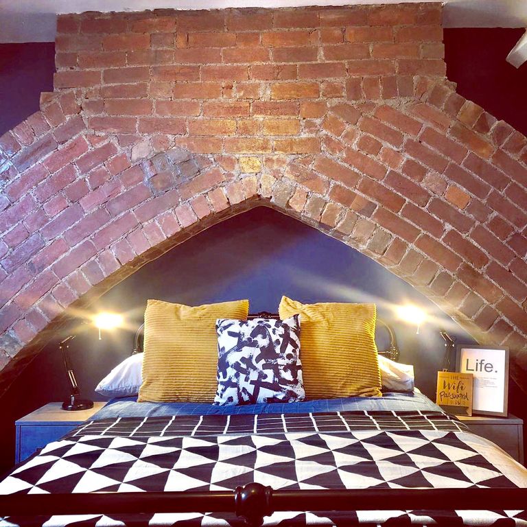 Property photo 3 of 23 Room 4