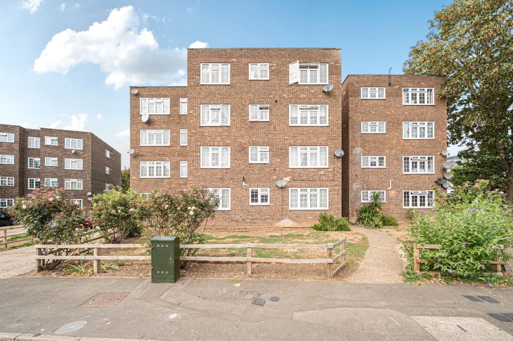 Property photo 1 of 9 External View